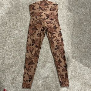 Beyond Yoga maternity leggings xs